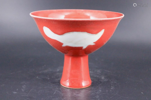 Ming Red&White Fish Handle Cup