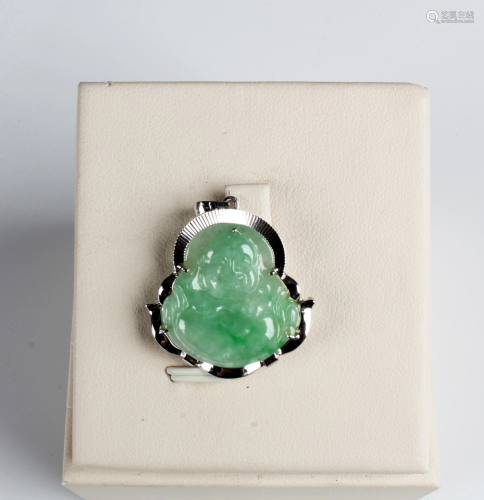 Chinese Jadeite Jade Pendant (A ??