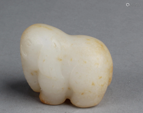 Chinese Carved Jade Elephant Ornament