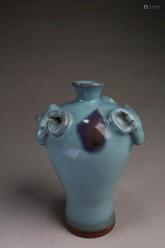 Chinese Junyao Vase