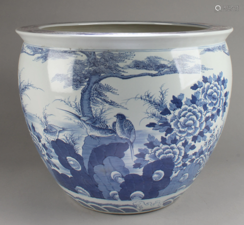 Chinese Blue & White Porcelain Fish Tank