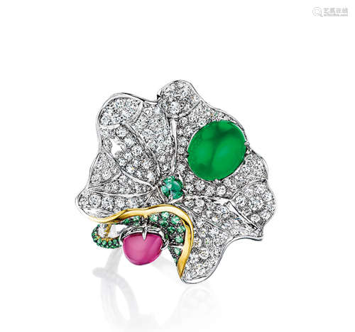 Lotus Dew  碧珠荷香  18K白金镶嵌翡翠及红宝石钻石及沙弗莱石戒指一只