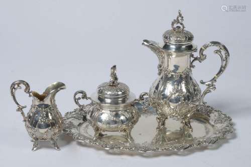 A four piece selfish service in the Louis XV style…