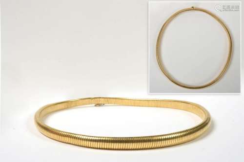 Semi rigid necklace in 18 karat yellow gold. L.:+/…