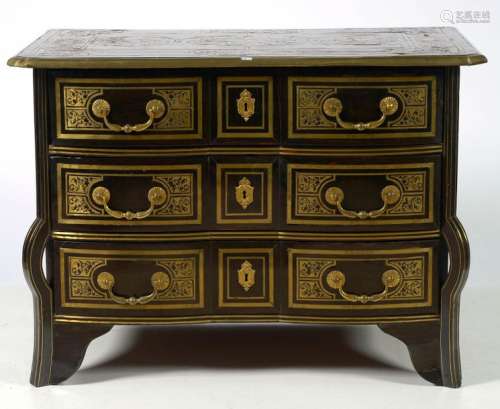 Rare Mazarine chest of drawers in blackened pearwo…