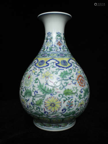 CHINESE DOUCAI YUHUCHUN VASE