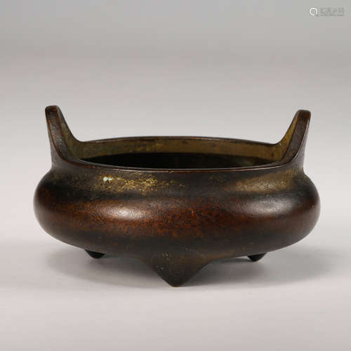 CHINESE BRONZE TRIPOD CENSER