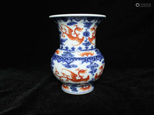 CHINESE BLUE WHITE PORCELAIN VASE WITH MARK