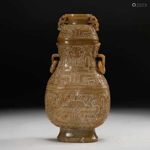 CHINESE ARCHAISTIC JADE COVER VASE