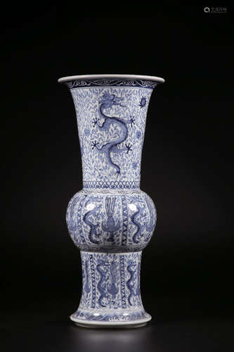 CHINESE BLUE WHITE DRAGON VASE WITH MARK