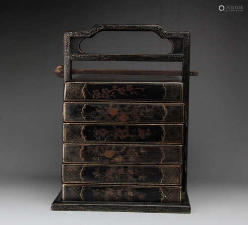 CHINESE GILT LACQUER WOOD STACKED BOX