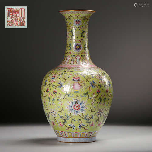 CHINESE FAMILLE ROSE PORCELAIN VASE, MARKED