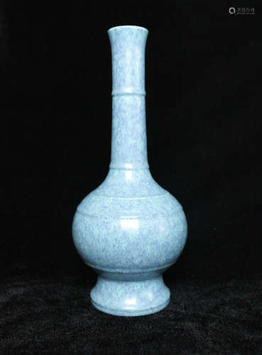 CHINESE ROBIN'S EGG GLAZED PORCELAIN VASE