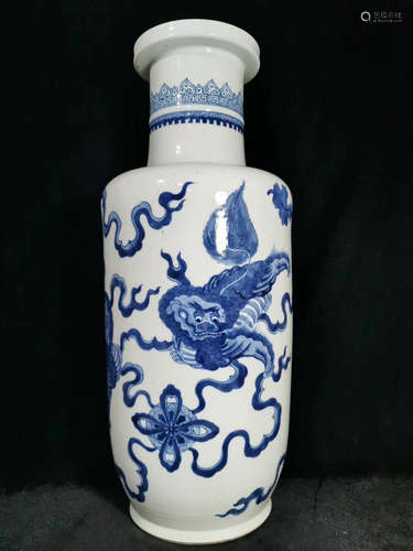 CHINESE BLUE WHITE PORCELAIN VASE, MARKED