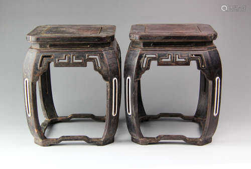 CHINESE PAIR OF ROSEWOOD STANDS