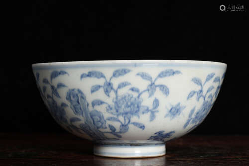 CHINESE BLUE WHITE FOLIAGE PORCELAIN BOWL