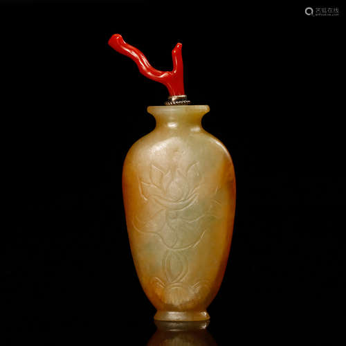 CHINESE JADEITE SNUFF BOTTLE