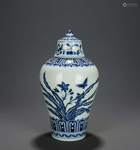 CHINESE BLUE WHITE PORCELAIN VASE