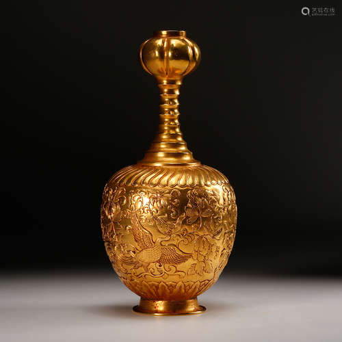 CHINESE GILT BRONZE VASE