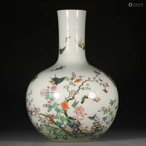 CHINESE FAMILLE ROSE BOTTLE VASE