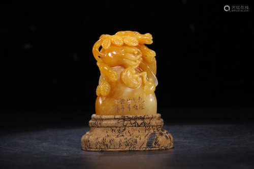 A Chinese Tianhuang Stone Carved Seal