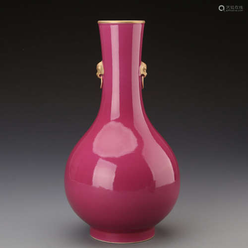 A Chinese Cramine Glazed Gild Porcelain Double Ears Vase