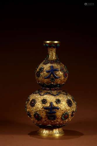 A Chinese Gem Inlaid Gild Silver Gourd-shaped Vase