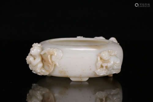 A Chinese Hetian Jade Carved Brush Washer