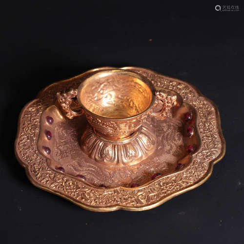 A Chinese Double Dragon Ears Gild Copper Cup