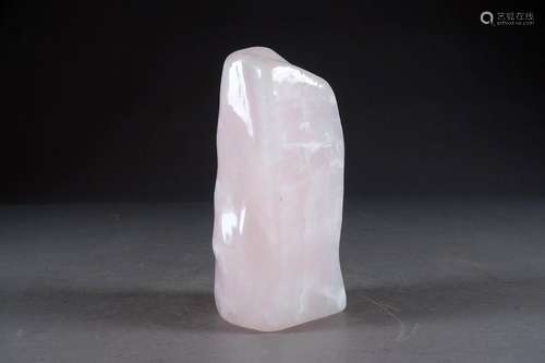 Stèle en quartz rose d’Afghanistan, poli.