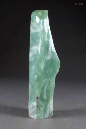 Bloc de Jade néphrite poli.