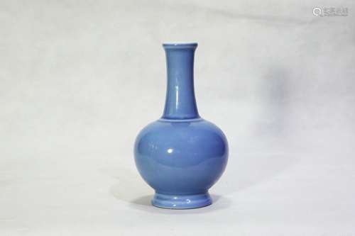 qing dynasty qianlong period blue glaze bottle