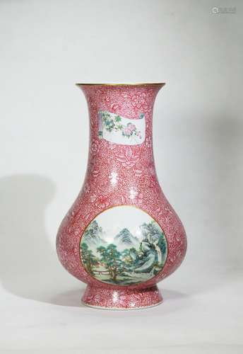 Qing dynasty Qianlong period famille rose  porcelain bottle