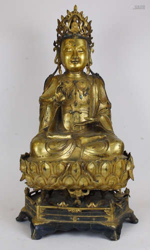 A GILT BRONZE GUANYIN BUDDHA STATUE