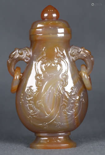 AN OLD AGATE VASE CARVED WITH DRAGON PATTERN