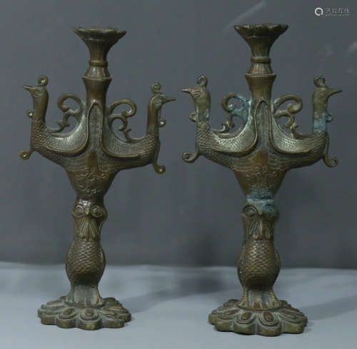 PAIR OF COPPER CANDLE HOLDER SHAPED WITH BEAST