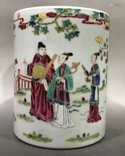 A FAMILLE ROSE GLAZE BRUSH POT PAINTED WITH STORY