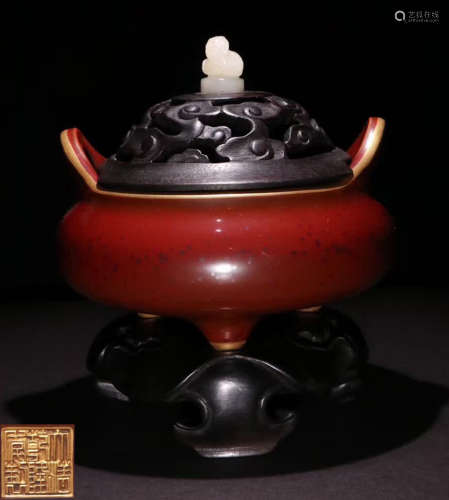 A RED GLAZE CENSER WITH ZITAN WOOD COVER