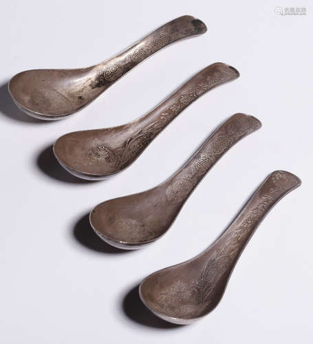 SET OF SILVER SPOON CARVED WITH BEAST PATTERN