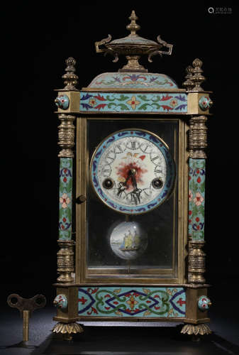 A CLOISONNE CLOCK WITH FLOWER PATTERN