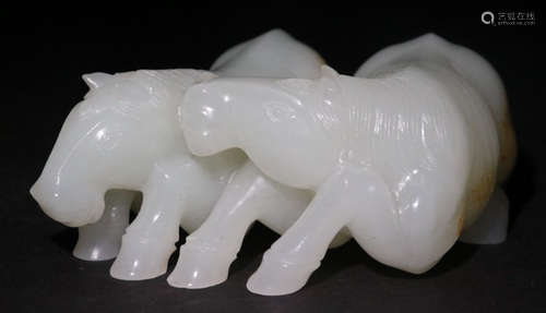 A HETIAN JADE HORSE PENDANT