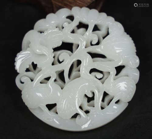 A HETIAN JADE PENDANT HOLLOW CARVED