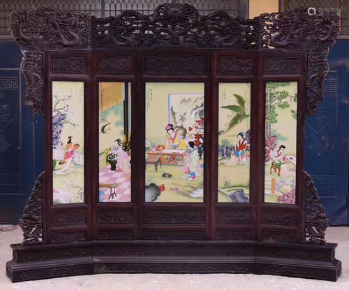 A FAMILLE ROSE GLAZE SCREEN WITH FIGURE PATTERN