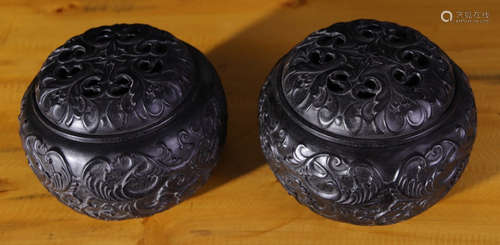 PAIR OF ZITAN WOOD BOX CARVED WITH FLOWER PATTERN