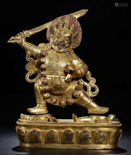 A GILT BRONZE BUDDHA STATUE