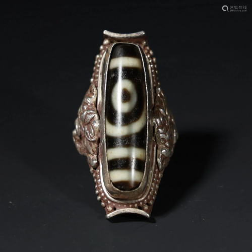 TIBETAN DZI BEADS RING