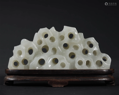 A WHITE JADE PEN RACK