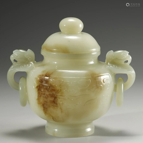 A CARVED WHITE JADE TRIPOD CENSER AND COVER