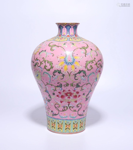 A CHINESE FAMILLE ROSE VASE, MEIPING WITH …