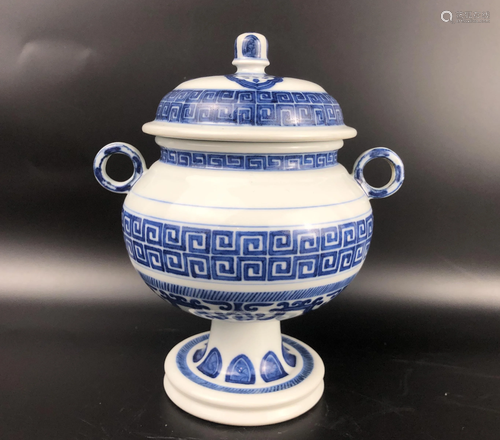 A CHINESE BLUE AND WHITE STEMPBOWL AND CO…